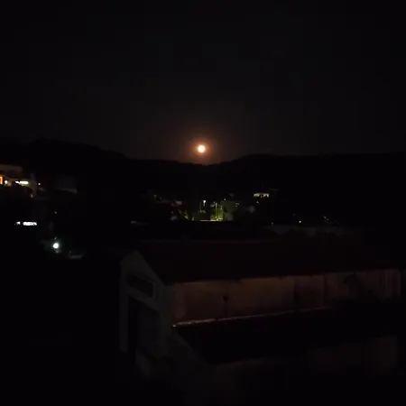 θωμαισ 아파트